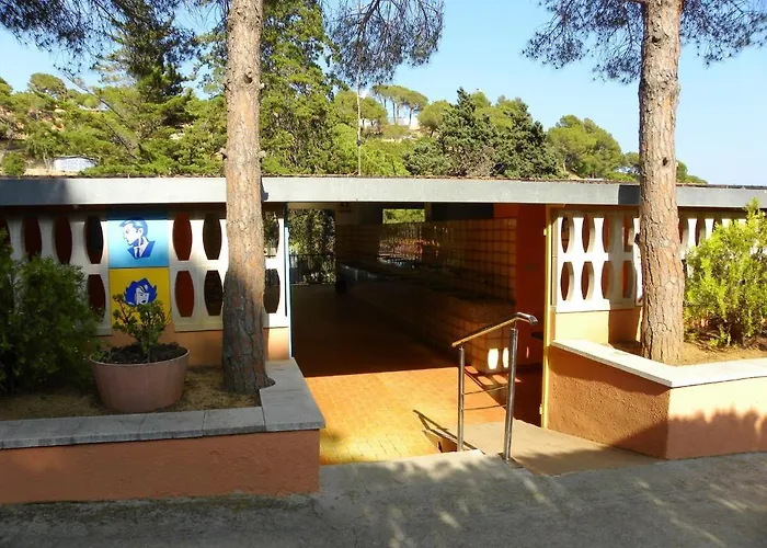 Senia Cala Canyelles Lloret de Mar