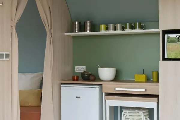 Senia Cala Canyelles Campsite *