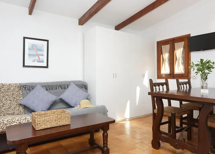 Senia Cala Canyelles Campsite *