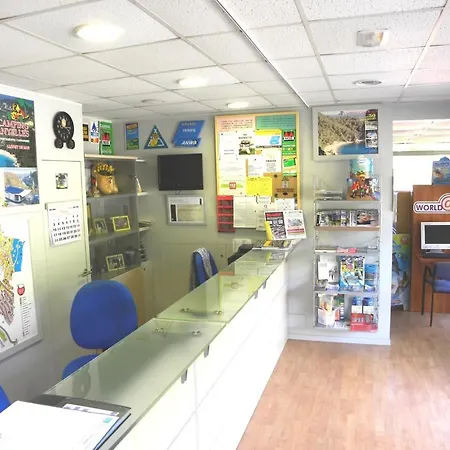 Senia Cala Canyelles Camping