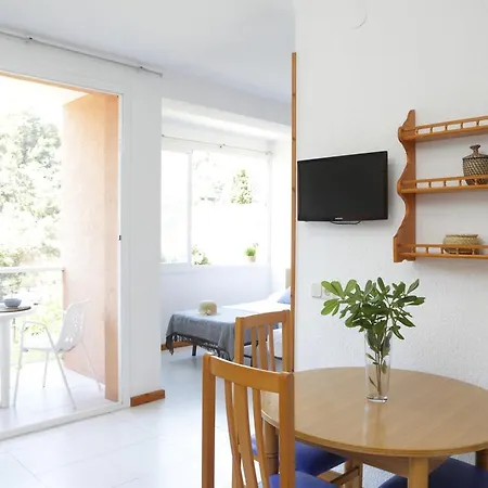 Senia Cala Canyelles Camping *