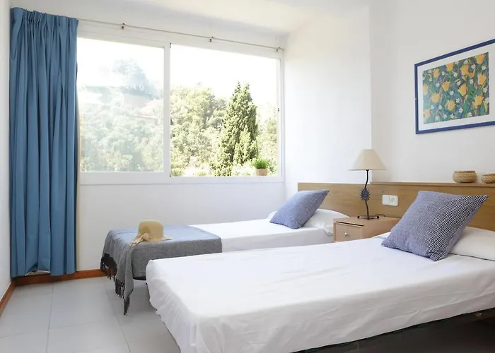 Camping Senia Cala Canyelles *