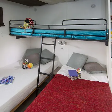 אתר קמפינג Camping Senia Cala Canyelles
